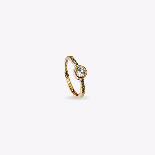 Retro Solitaire Ring